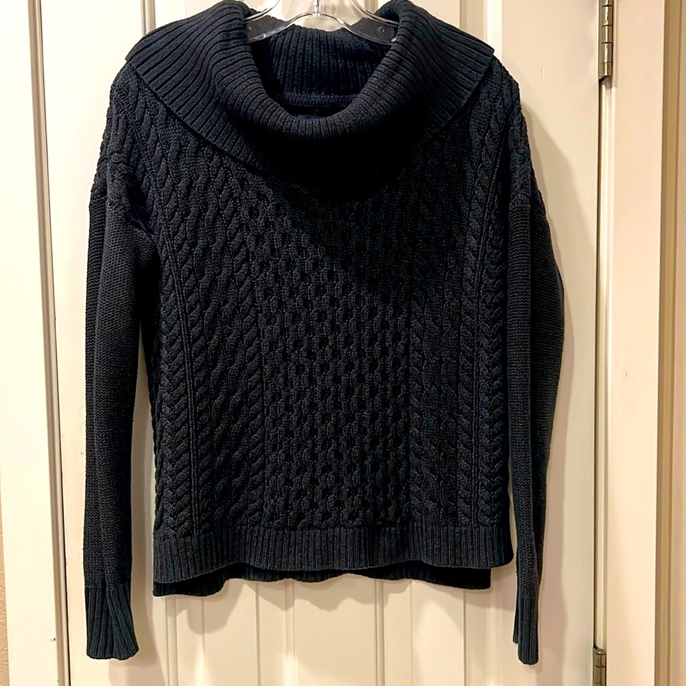 American Eagle Outfitters | Women’s Gray patterned sweater, size s